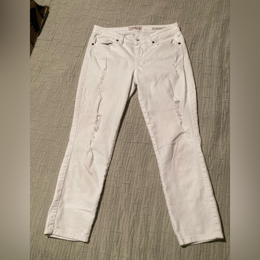 Guess Distressed White Jean